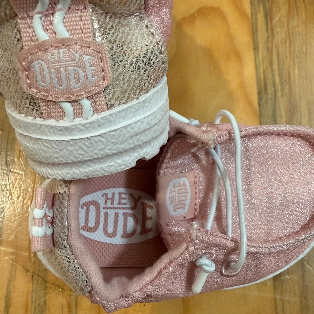 Lot of 4 Hey Dude Vans Toms Reebok Pink‎ Sneakers Baby Shoes Sizes 1 And 2